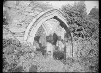 Eglise en ruines de Pont-Christ
