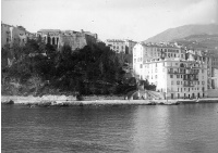 Citadelle et palais du Gouverneur, partiellement aménagé en Musée d'Ethnographie