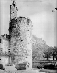 Tour de l'Horloge (reste des anciens remparts)