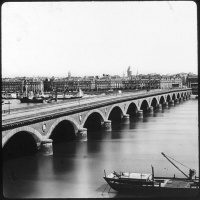 Pont dit Pont de Pierre