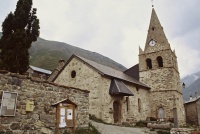 Eglise Saint-Pierre et Saint-Paul, située au hameau des Hières