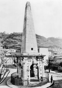 Aiguille (pyramide de la Spina du cirque)