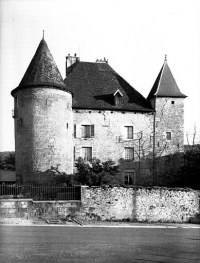 Château Pécaud et Tour Velfaux