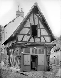 Maison en bois dite Le Carroir Doré, au Carroir Doré