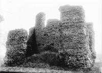 Ruine romaine, dite la Sarrazinière