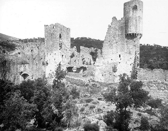 Château de Ventadour (restes)