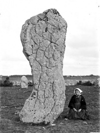 Six menhirs de l'enceinte du Ménec