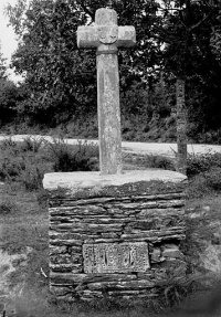 Croix de carrefour des Friches