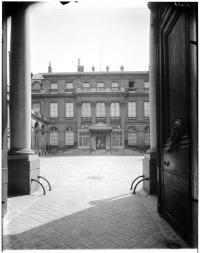 Hôtel du Châtelet (ancien) ou ancien archevêché de Paris, actuellement ministère du travail