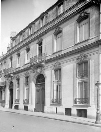 Immeuble dit Hôtel de l'Impératrice Eugénie ou hôtel du Baron Hirsch