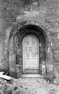 Vestiges du château de Panat et ruines de l'église