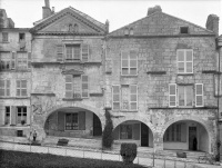 Maison à arcades