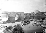 Pont-Notre-Dame sur la Vienne (sauf le tablier en ciment armé)