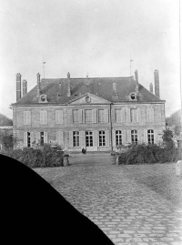 Château, parc, pigeonnier et communs