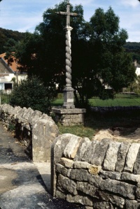 Croix de l'ancien cimetière