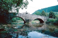 Pont sur la Seille avec le petit oratoire