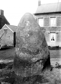 Menhir dit La Pierre de Dessus-Bise