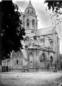 Ancienne église de Saint-Etienne-le-Vieux, actuellement magasin communal