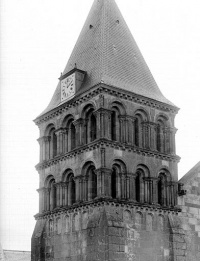 Eglise Saint-Pierre et Saint-Benoît