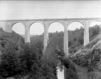 Pont romain sur la rivière l'Arnon