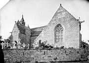 Eglise de Locquémeau et cimetière