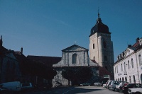 Construction projetée au 18e siècle en avant de l'église Saint-Bénigne