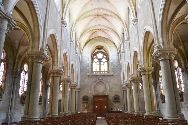 Photo Ambérieu-en-Bugey - église Saint Symphorien