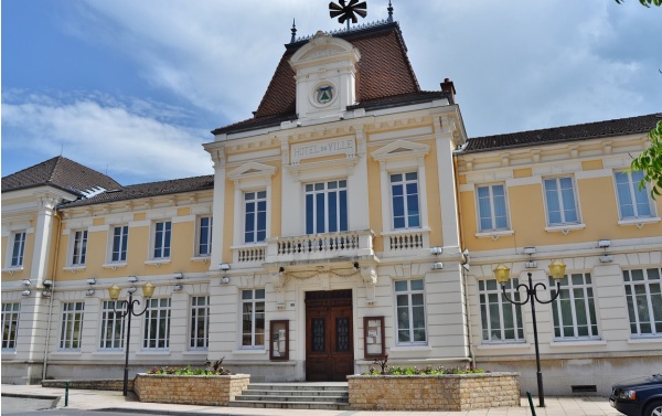 Photo Bellignat - Hotel-de-Ville