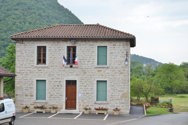 Photo Bolozon - la mairie