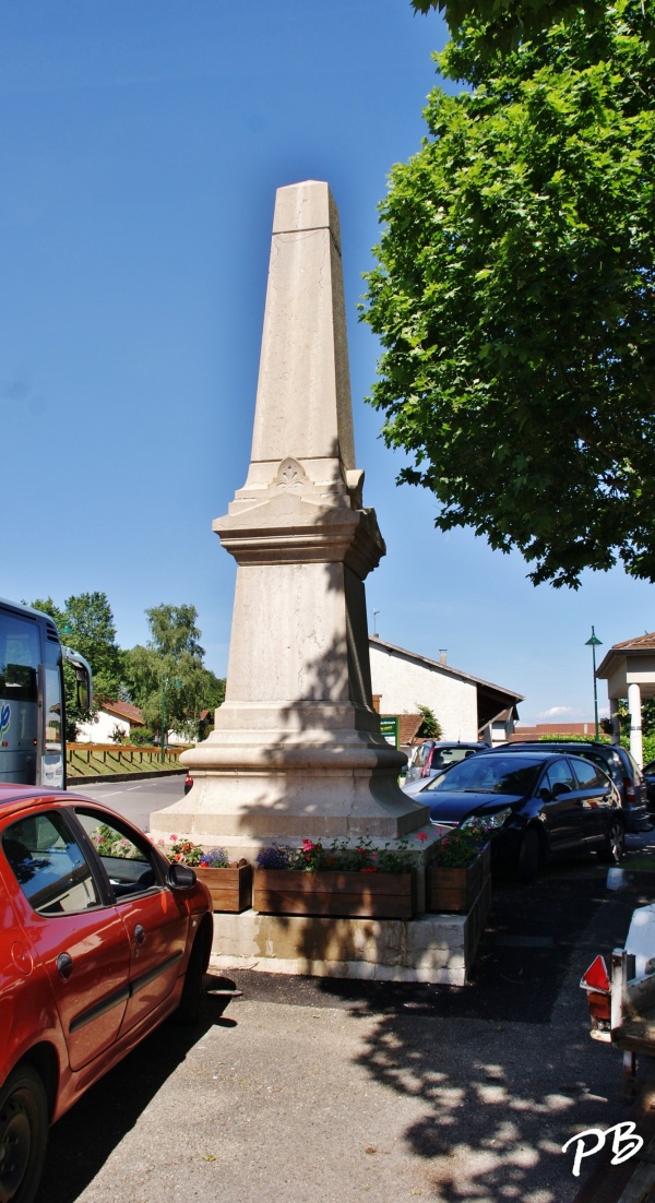 Photo Bourg-Saint-Christophe - Le Village