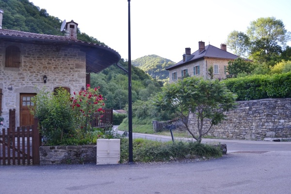 Photo Boyeux-Saint-Jérôme - la commune