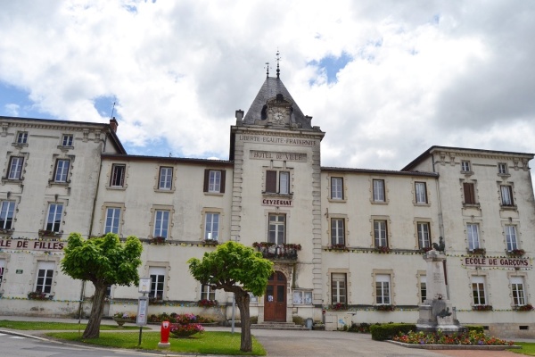 Photo Ceyzériat - la mairie