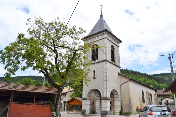 Photo Challes-la-Montagne - église Saint Alban