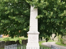 Photo paysage et monuments, Challes-la-Montagne - le monument aux morts