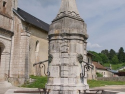 Photo paysage et monuments, Champdor - la fontaine