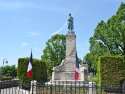 Photo paysage et monuments, Chevillard - le monument aux morts