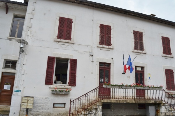 Photo Corveissiat - la mairie