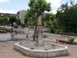 Photo paysage et monuments, Dortan - la fontaine