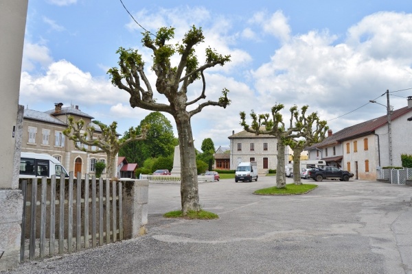 Photo Échallon - la commune