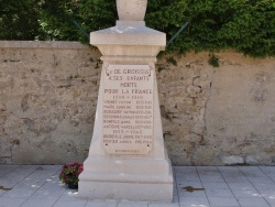 Photo paysage et monuments, Groissiat - le monument aux morts