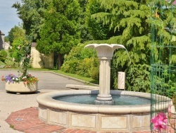 Photo paysage et monuments, Montagnat - la fontaine