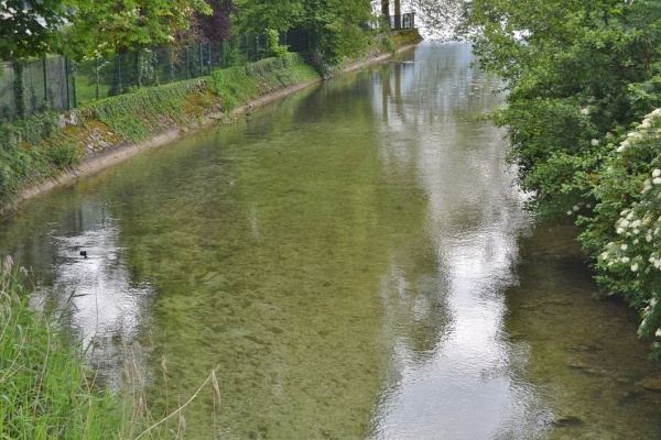 Photo Montréal-la-Cluse - la rivière