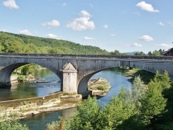 Photo paysage et monuments, Neuville-sur-Ain - le pont