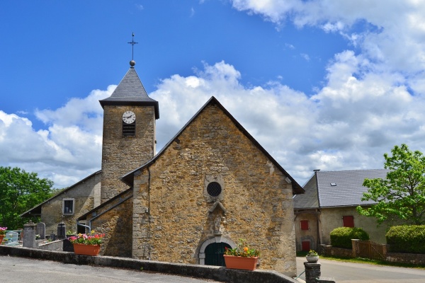 Photo Nivollet-Montgriffon - église sainte Anne