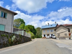 Photo paysage et monuments, Nivollet-Montgriffon - la commune