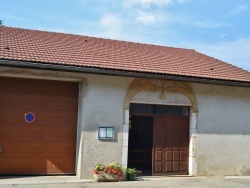 Photo paysage et monuments, Outriaz - chapelle