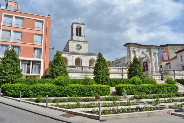 Photo Oyonnax - église Saint léger