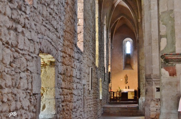 Photo Pérouges - *église Ste Marie-Madeleine 15 Em Siècle