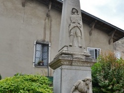 Photo paysage et monuments, Poncin - Monument aux Morts