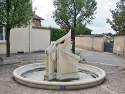 Photo paysage et monuments, Pont-de-Veyle - la fontaine